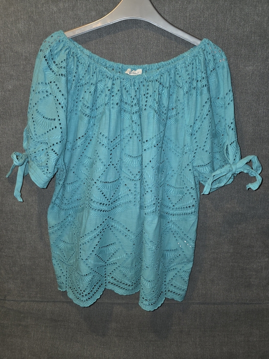 Sundance Tops - Sundance Turquoise Eyelet/ Tie On Each Arm Off-Shoulder Top Size Small PTP 23in